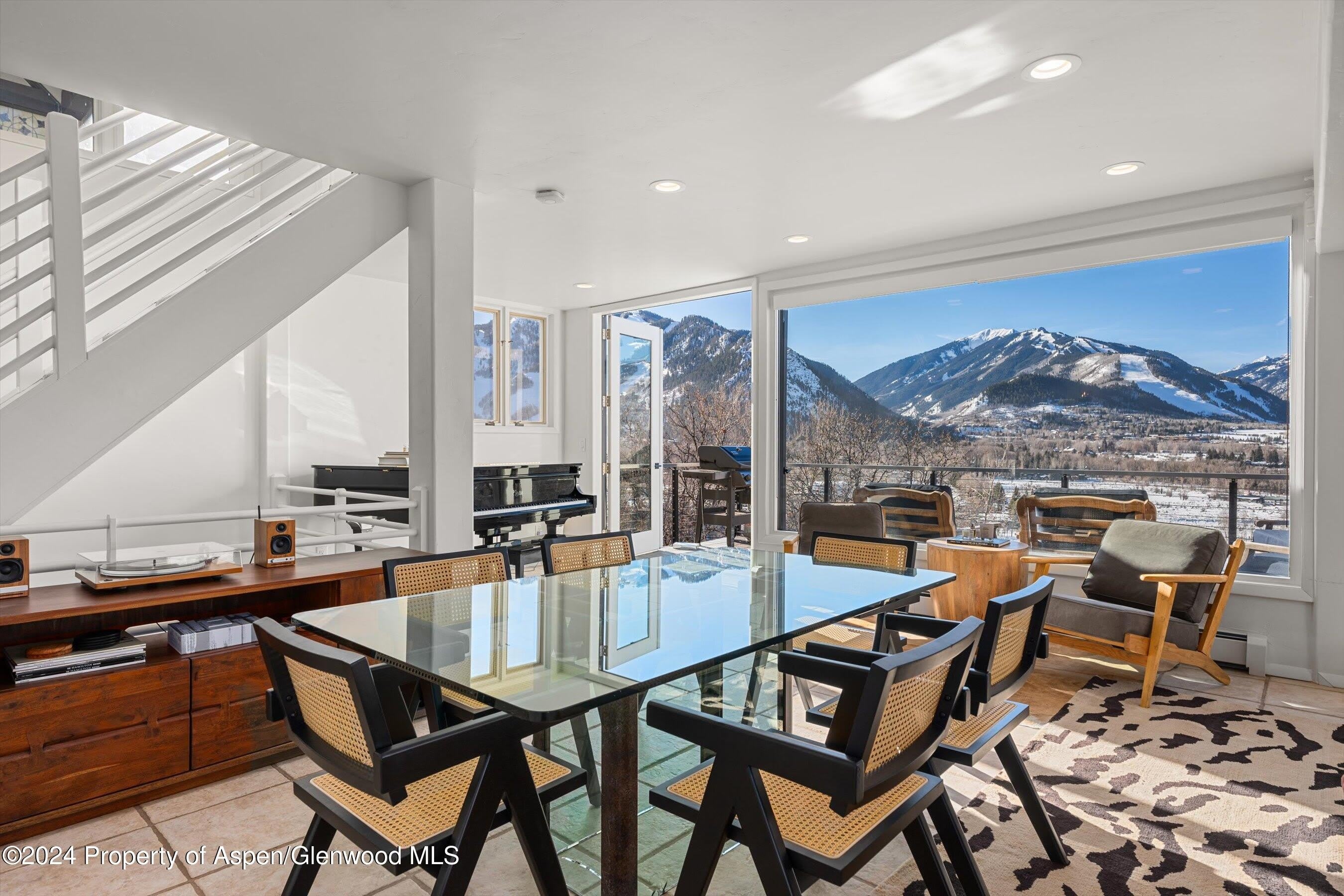 182 Bennett Place – photo 5