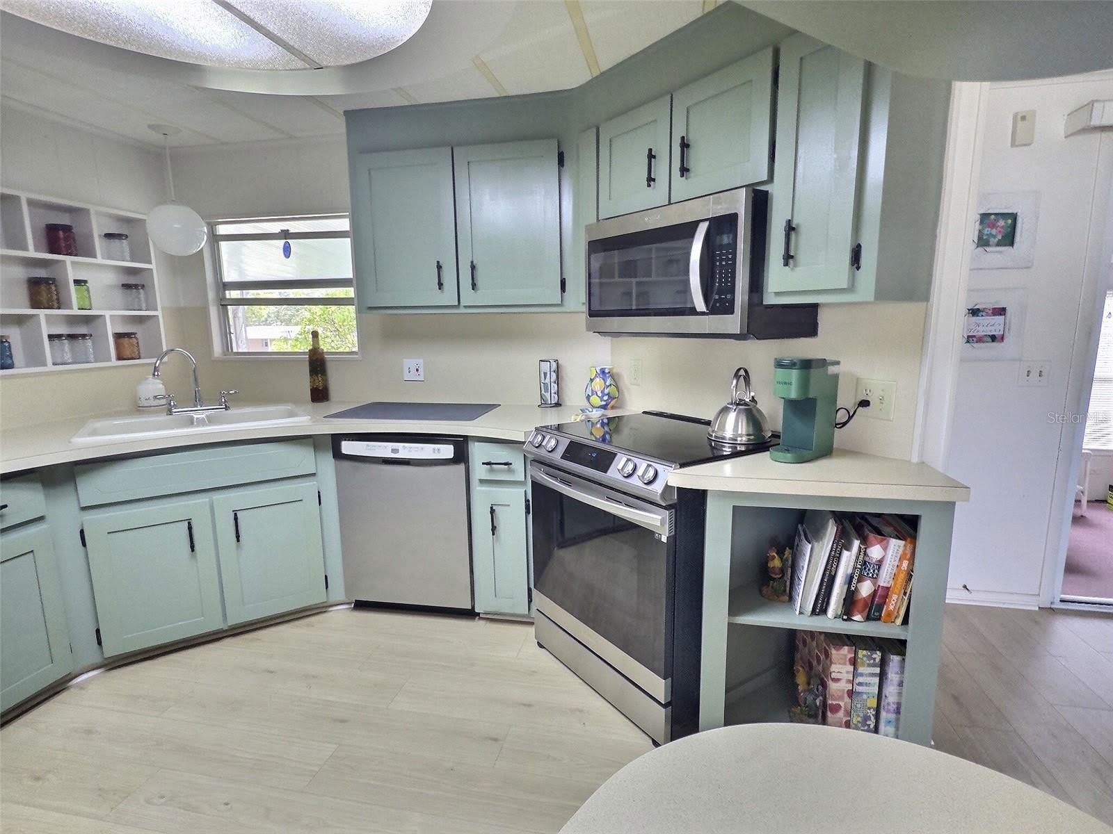 46 Palm Forest Drive – photo 4