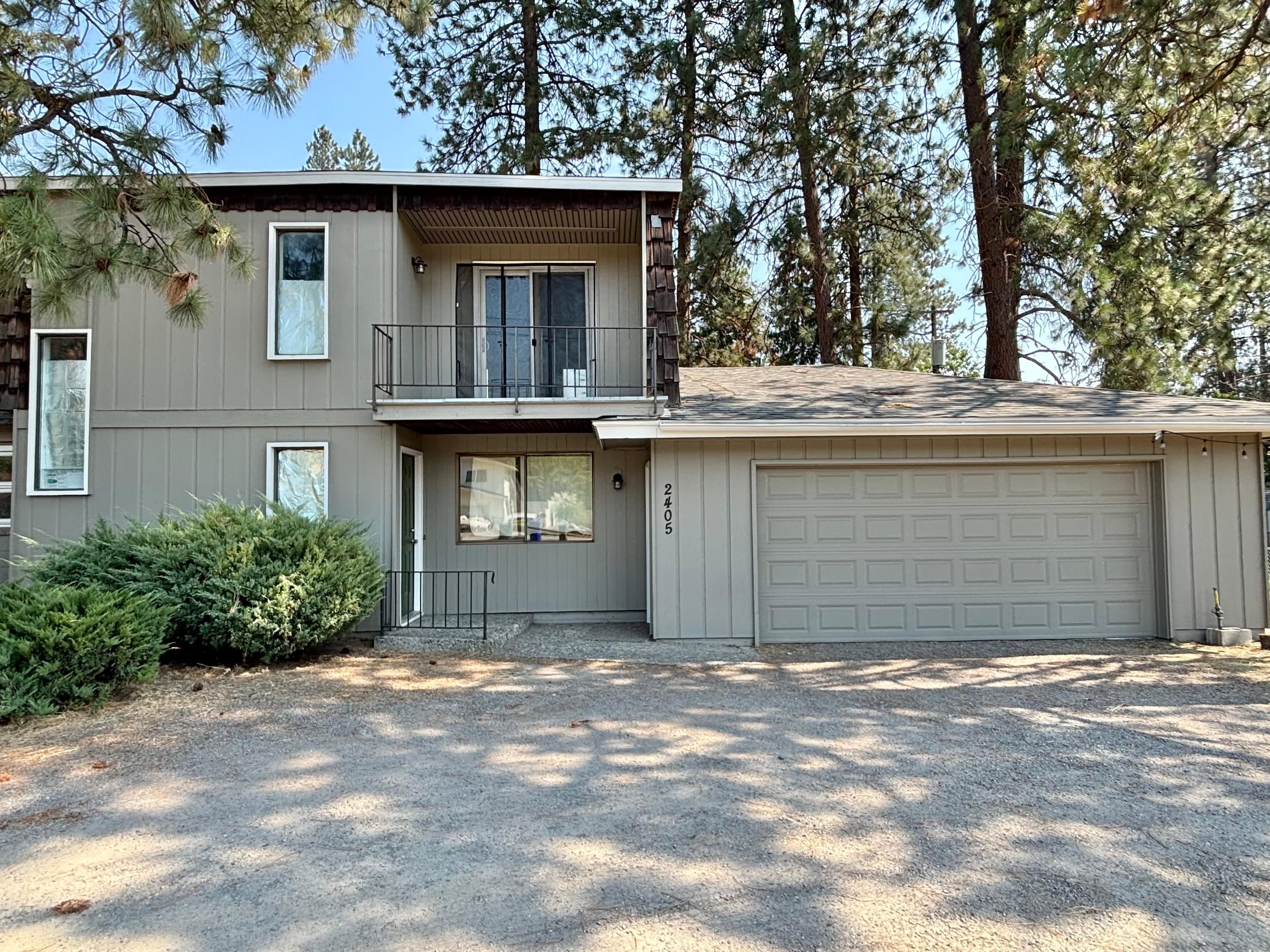 2405 South University Road – photo 1
