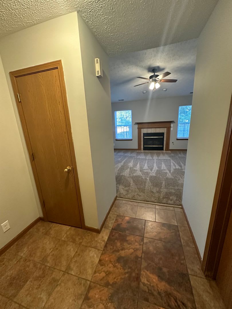 3-Bedroom, 2-Bathroom Home with Fenced-in Backyard! – photo 2