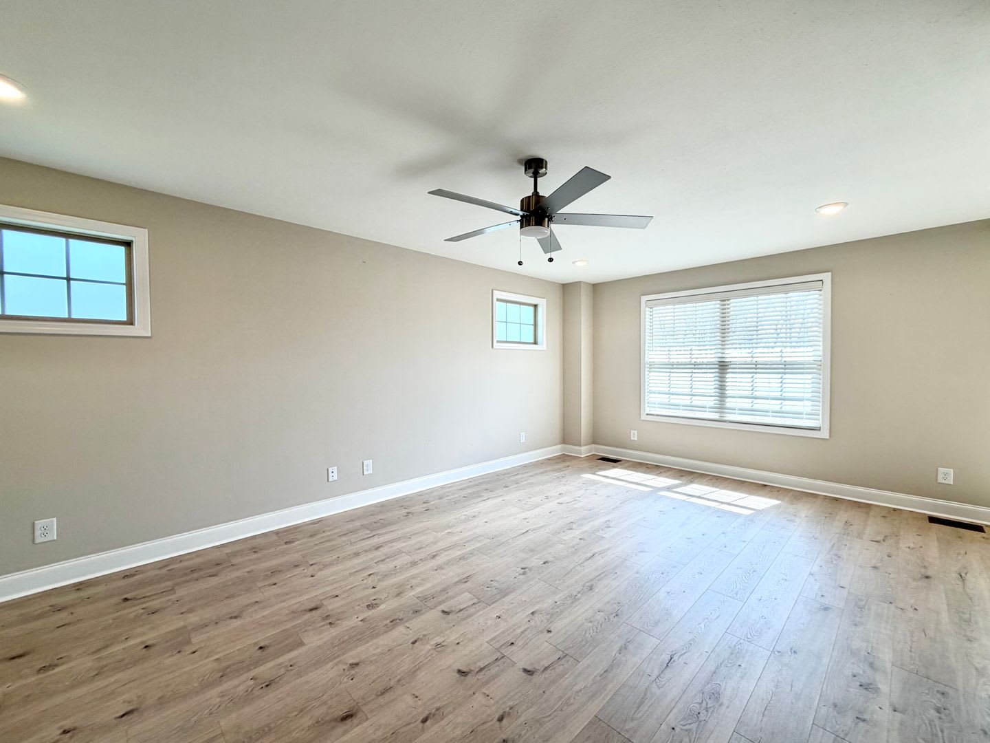 2662 Scott Dr – photo 4