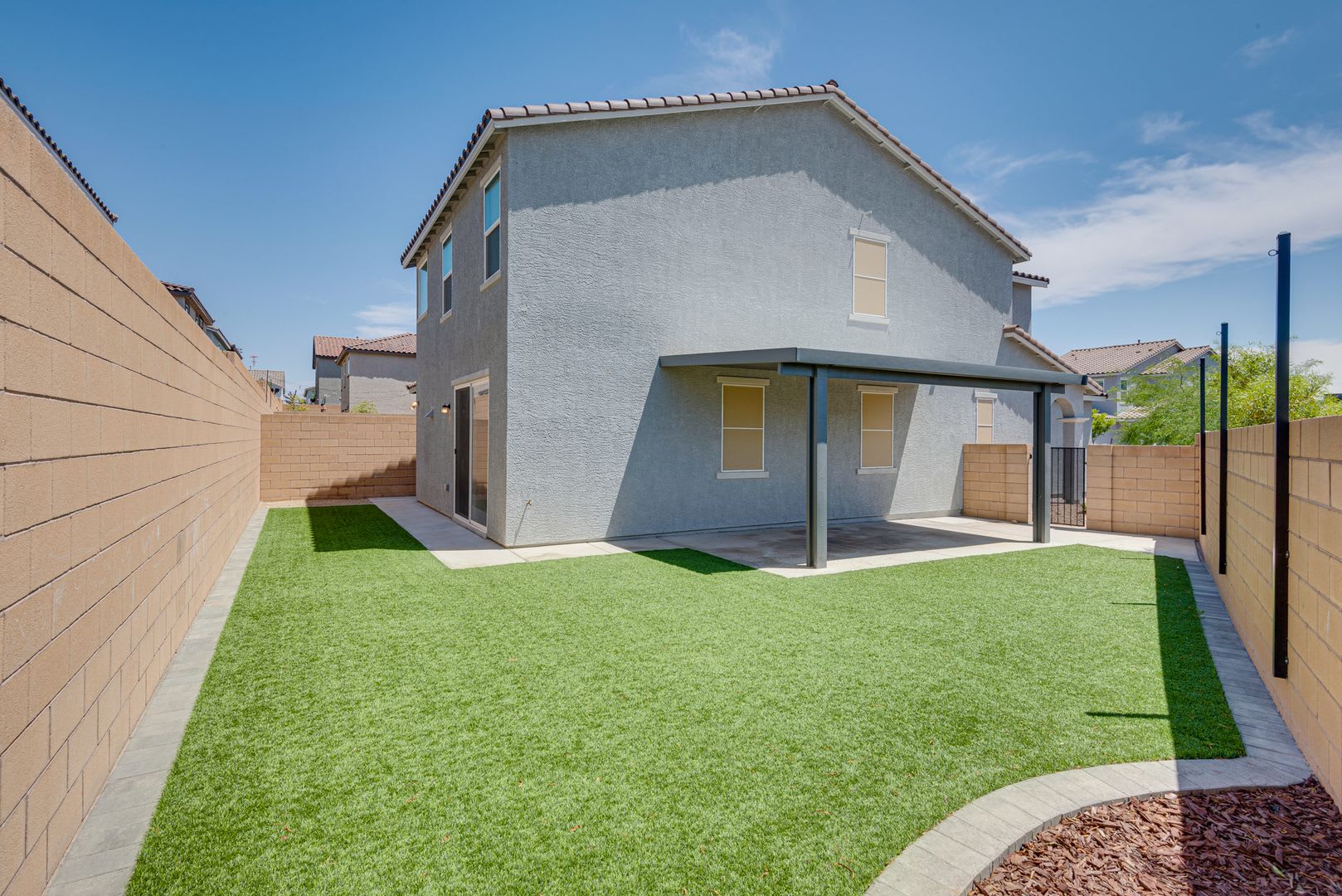 Beautiful 4-bedroom, 3-bath single-family home located in a gated community – photo 5