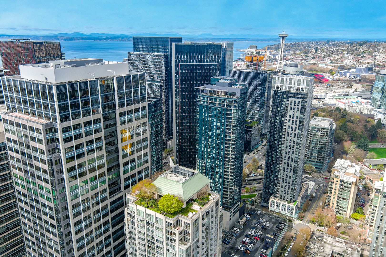 Luxury 2 BD / 2 BA Condo in Denny Triangle/ Downtown Seattle! – photo 2