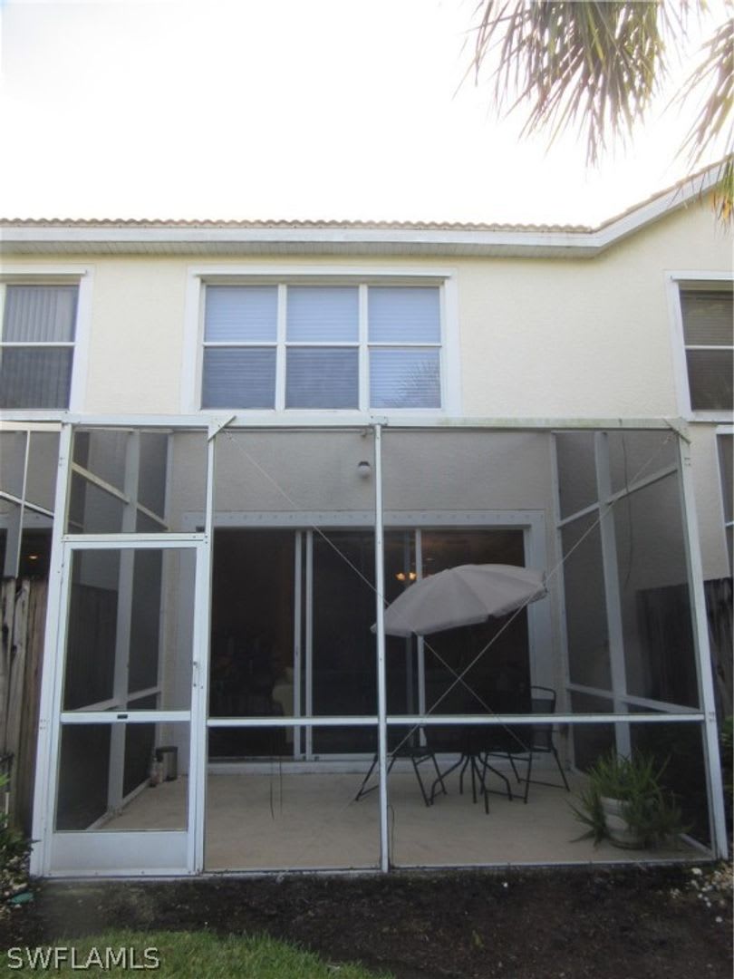 3BR/2.5BA Fort Myers Townhome — 1,634 Sq Ft — $1,800/mo – photo 3