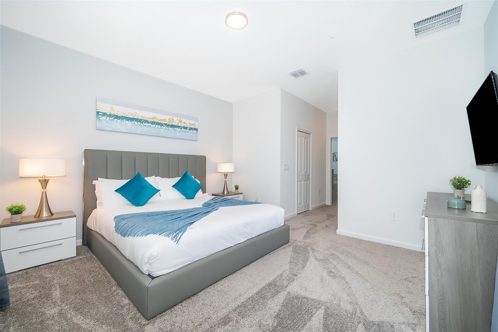 8861 CABOT CLIFFS Drive – photo 4