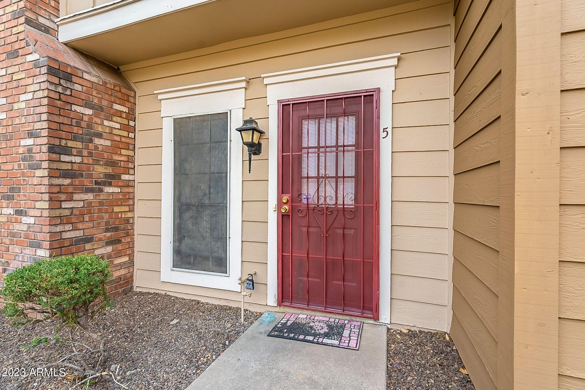 18616 N 34th Avenue – photo 2