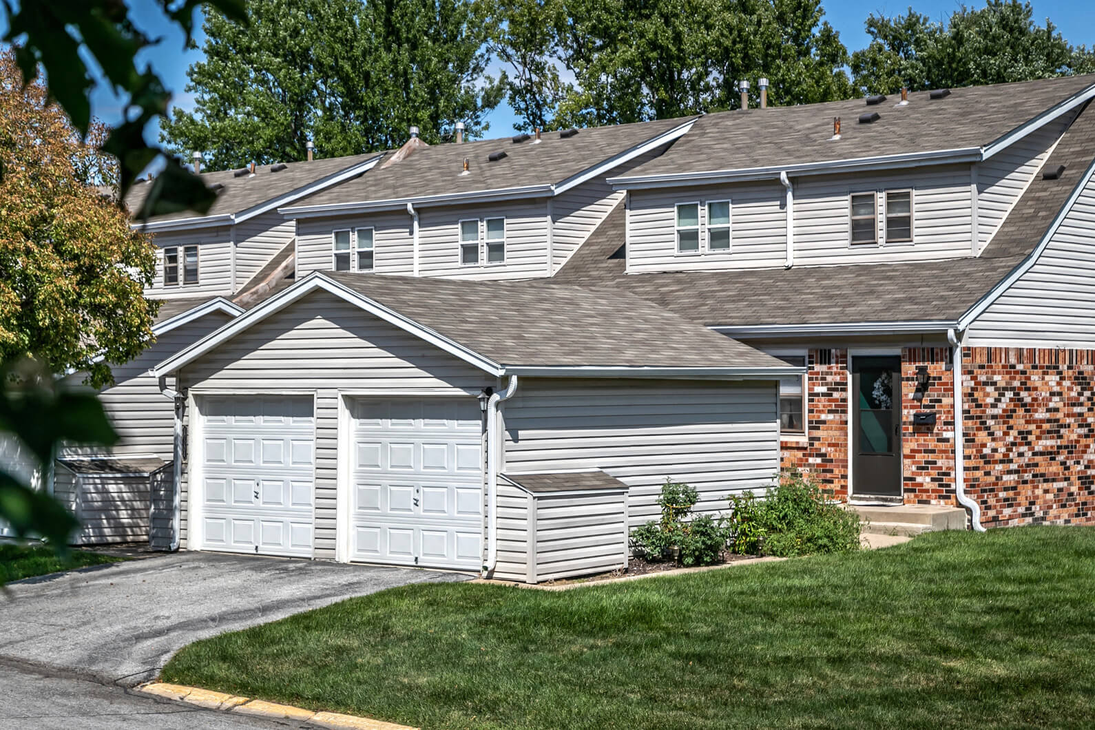 Terrace Garden Townhomes – photo 3
