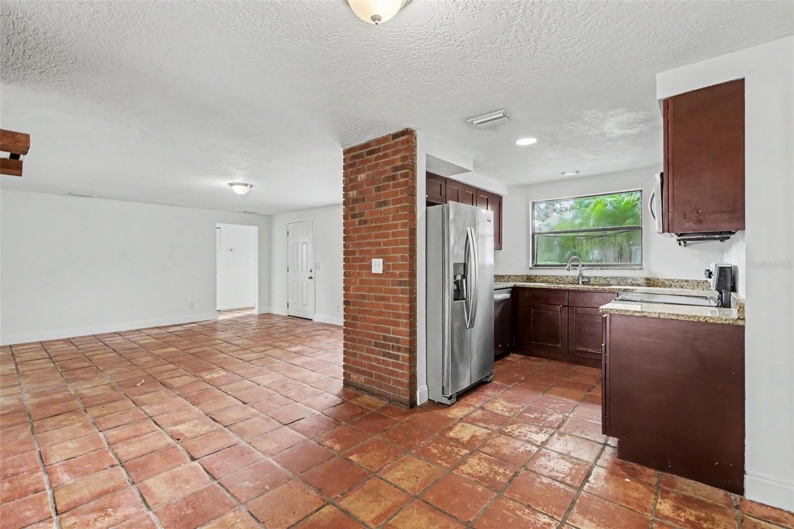 913 LYTLE Street SW – photo 5