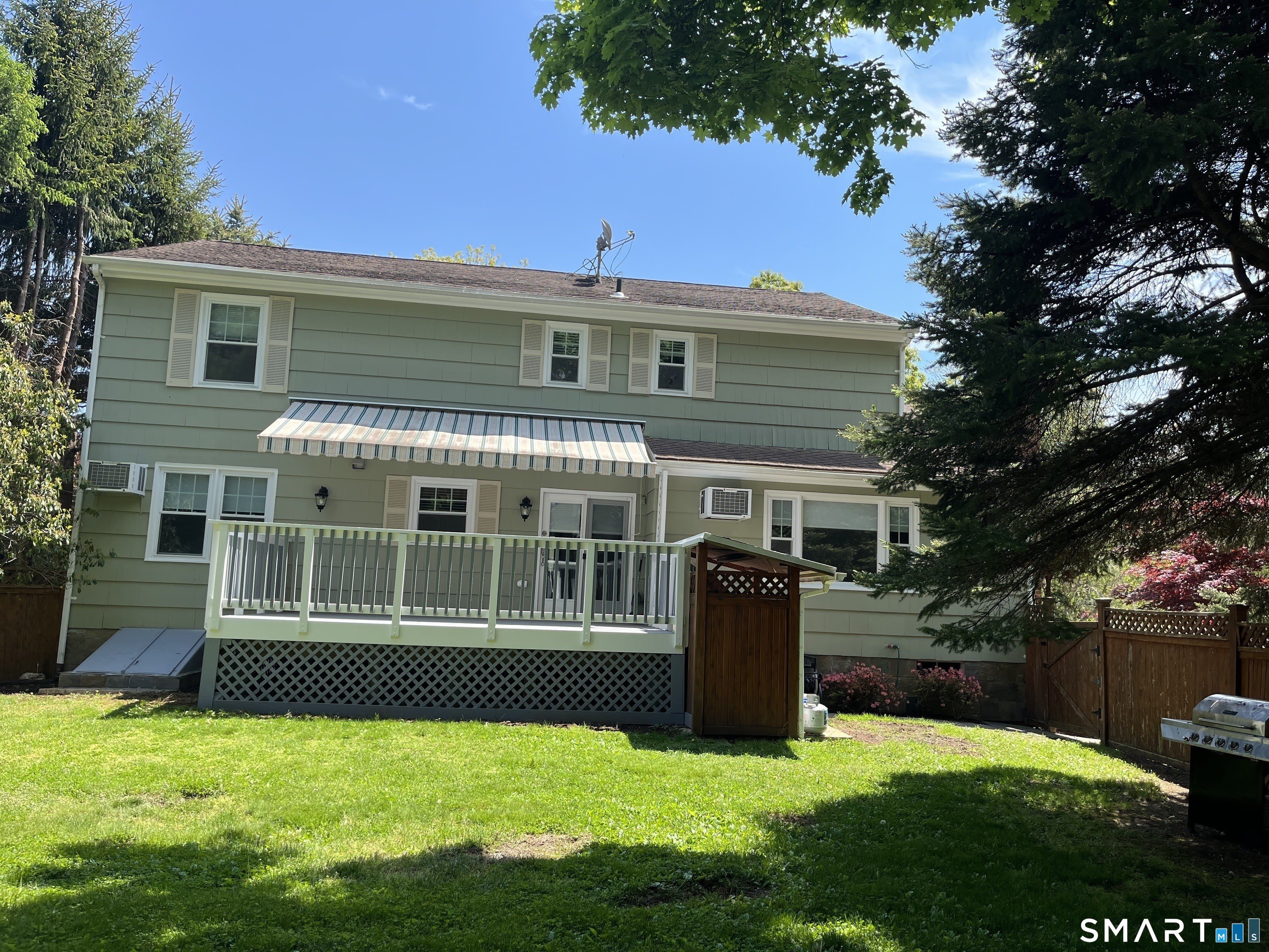 476 Wilson Street – photo 4