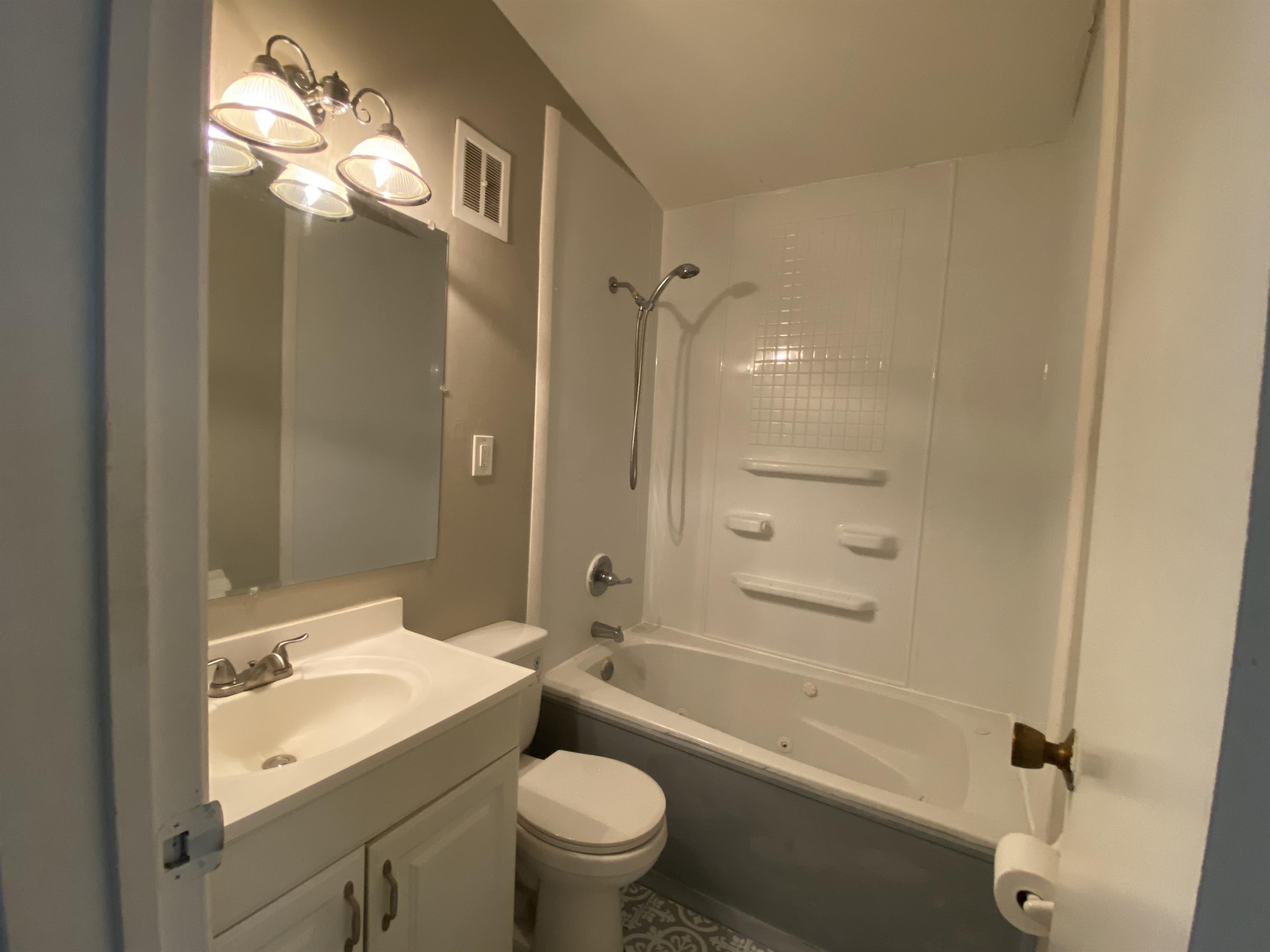 8510 East 93Rd Terrace – photo 2