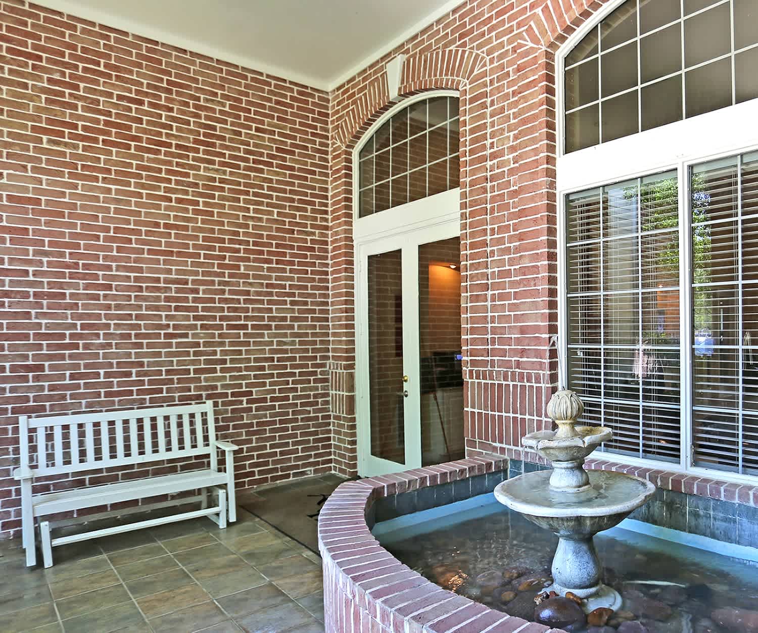 Ashley House – photo 2