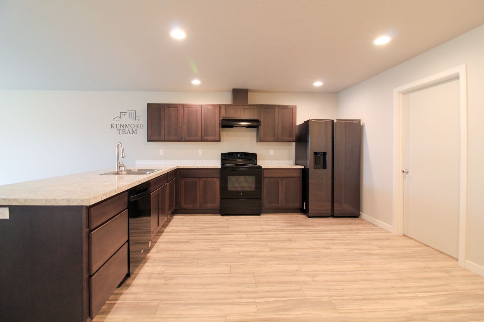 3 Bedroom, 2 Bath Duplex in Pasco – photo 3