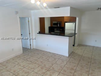 6040 Shakerwood Cir – photo 2