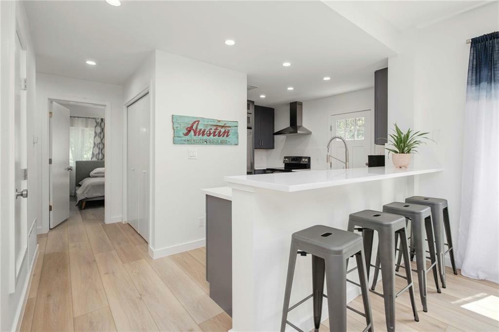 1803 Bouldin Avenue – photo 4