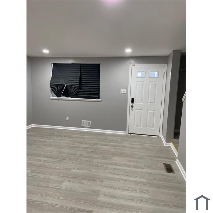 2099 Codd Avenue – photo 3
