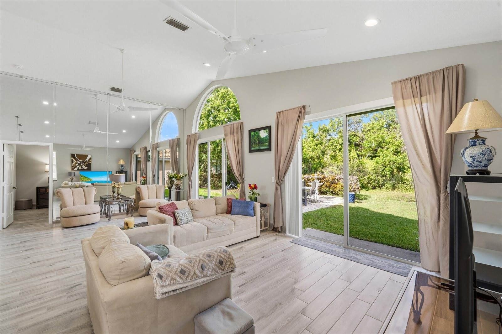 3198 SE Carrick Green Court – photo 2