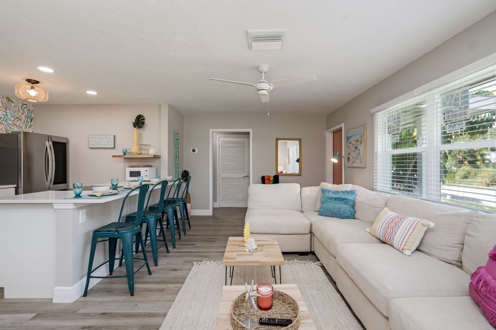 Beautiful 2-Bedroom, 2-Bath Home in Bradenton – Available Furnished or Unfurnished – photo 3