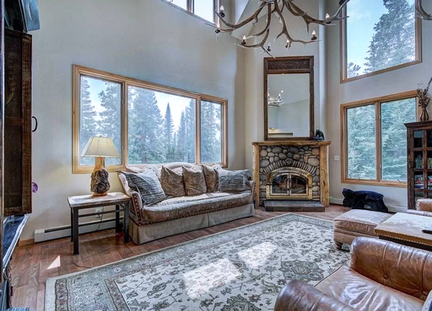 Starlink Two Car Garage Hot Tub Pets Negotiable Northstar Village Top Of Hoosier Pass Year Lease – photo 2