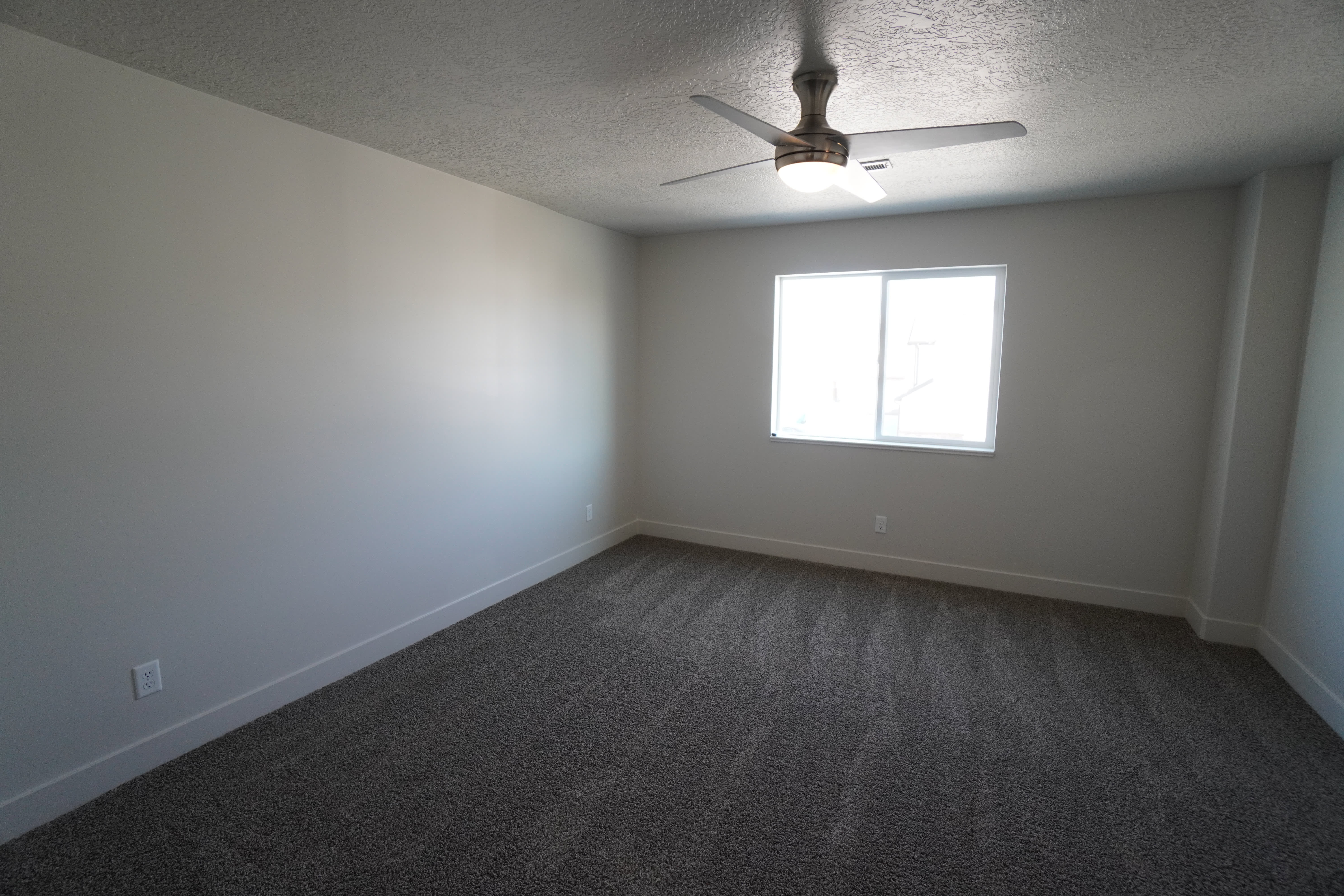 3477 W 3950 S – photo 4