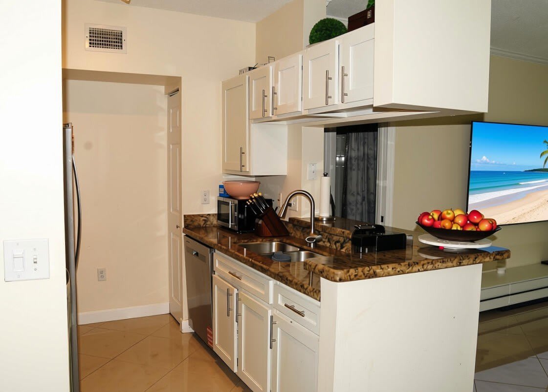 11685 W Atlantic Boulevard – photo 2