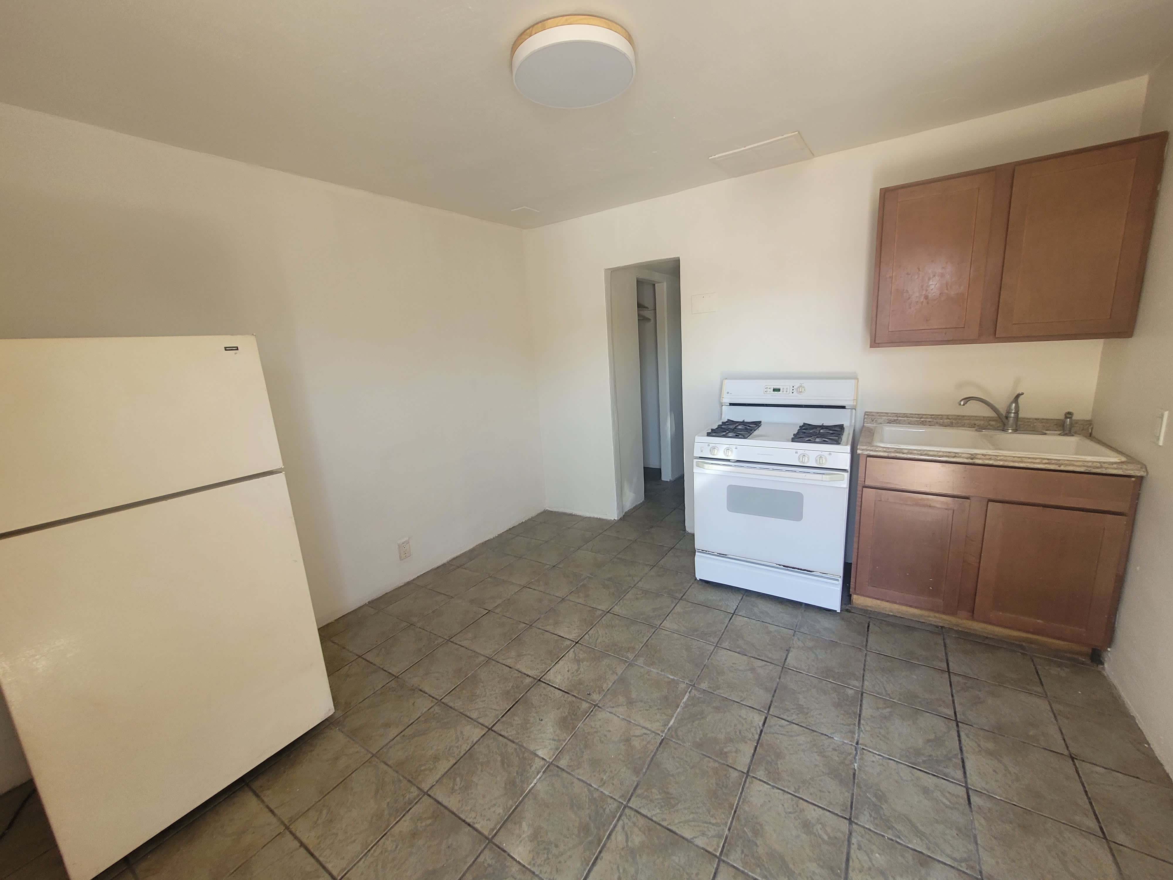 712 W Fillmore St Apt C – photo 3