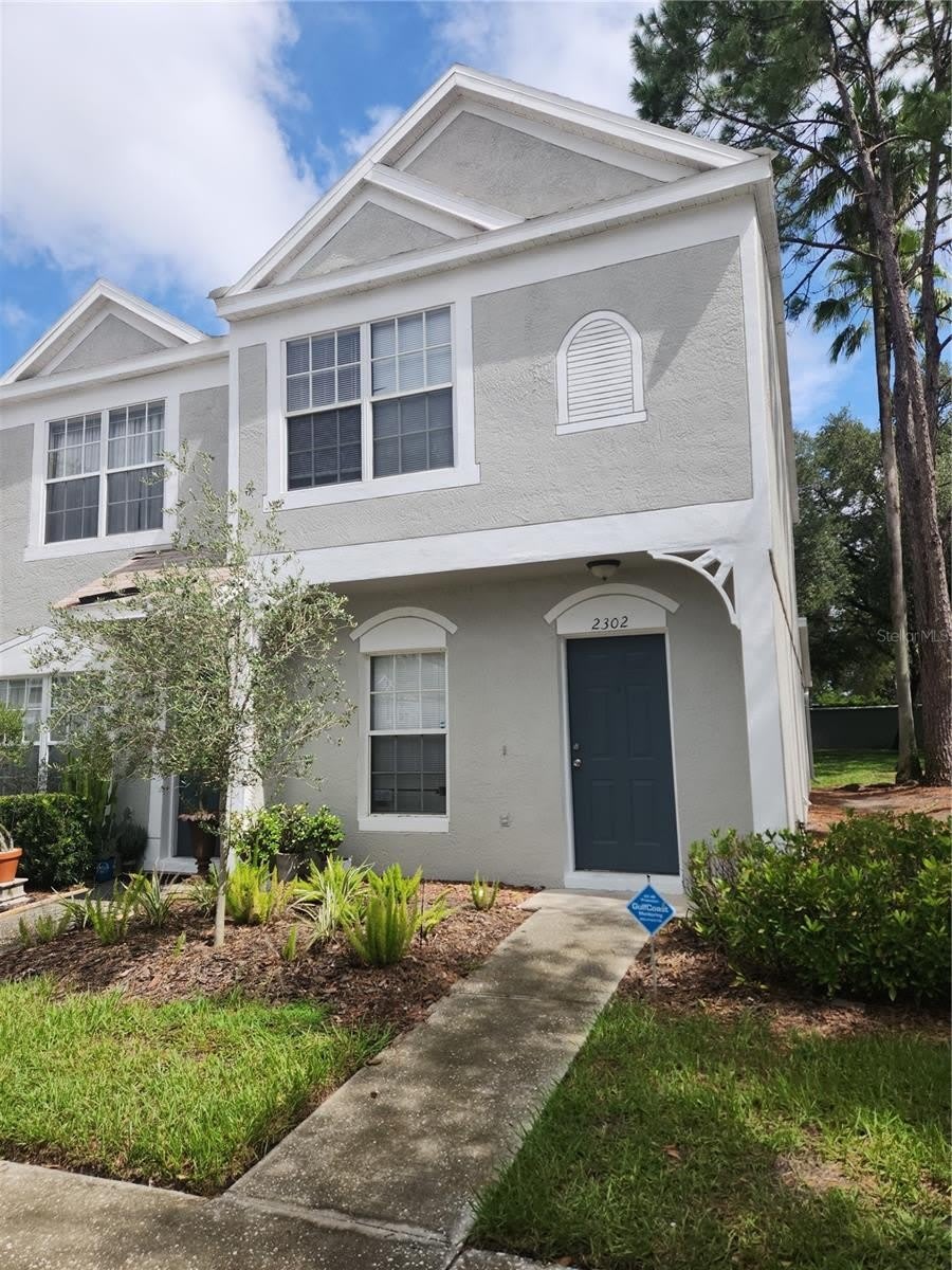 2302 LAKE WOODBERRY Circle – photo 2