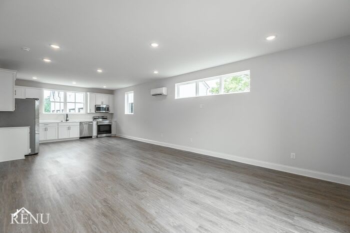 5733 Sofias Circle – photo 3