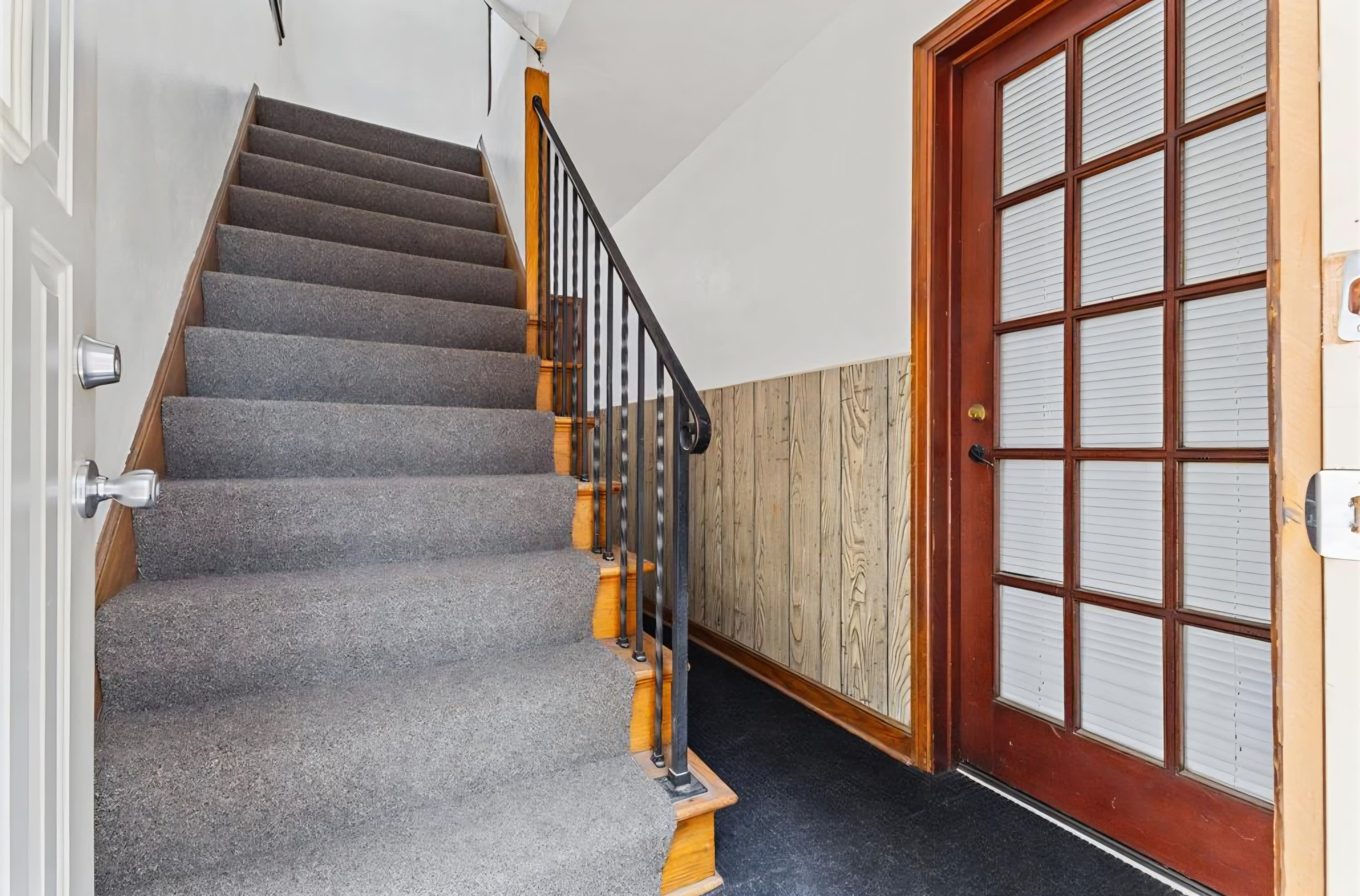439 7th Avenue South – photo 3