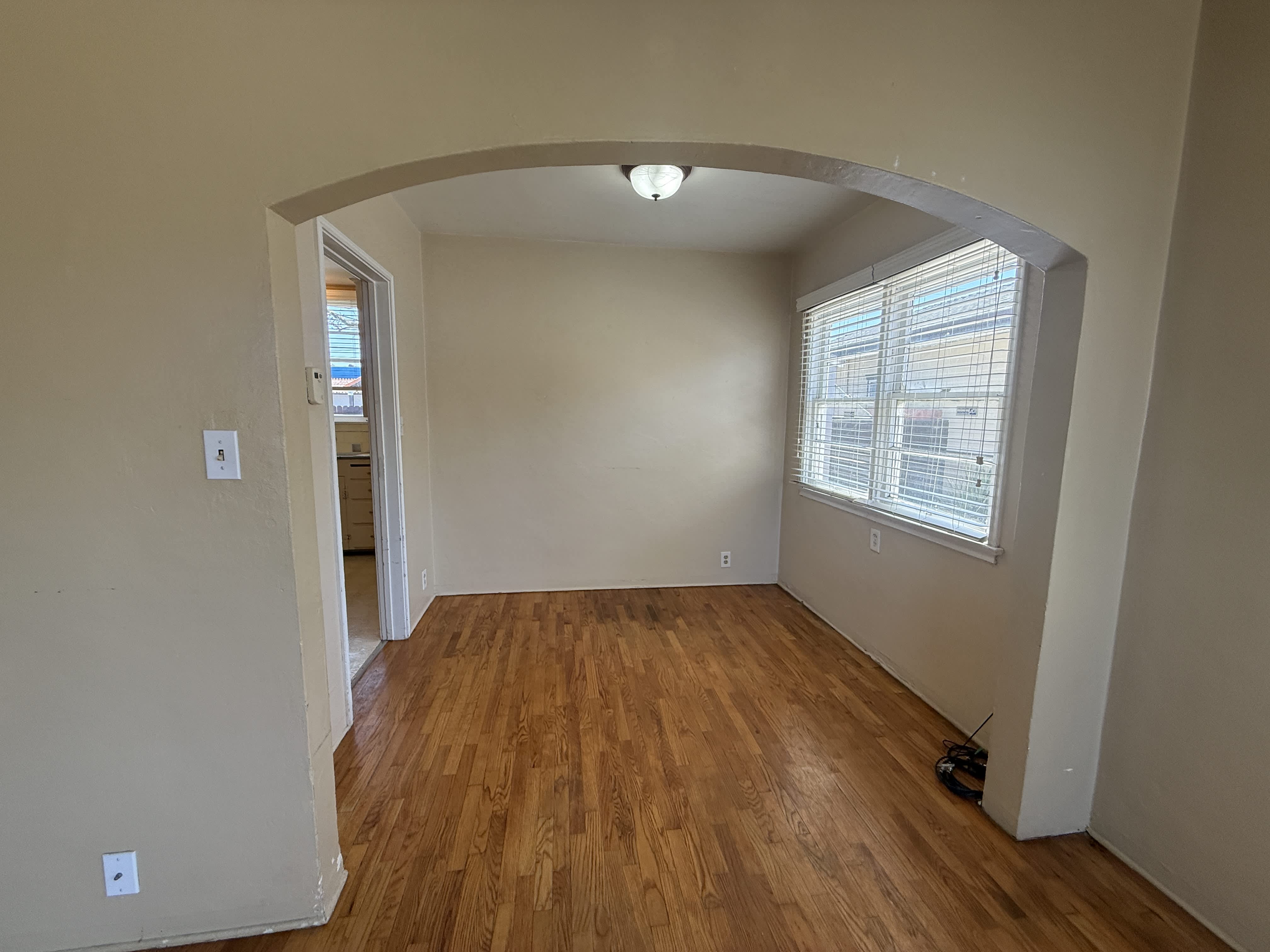 312 N H St – photo 5