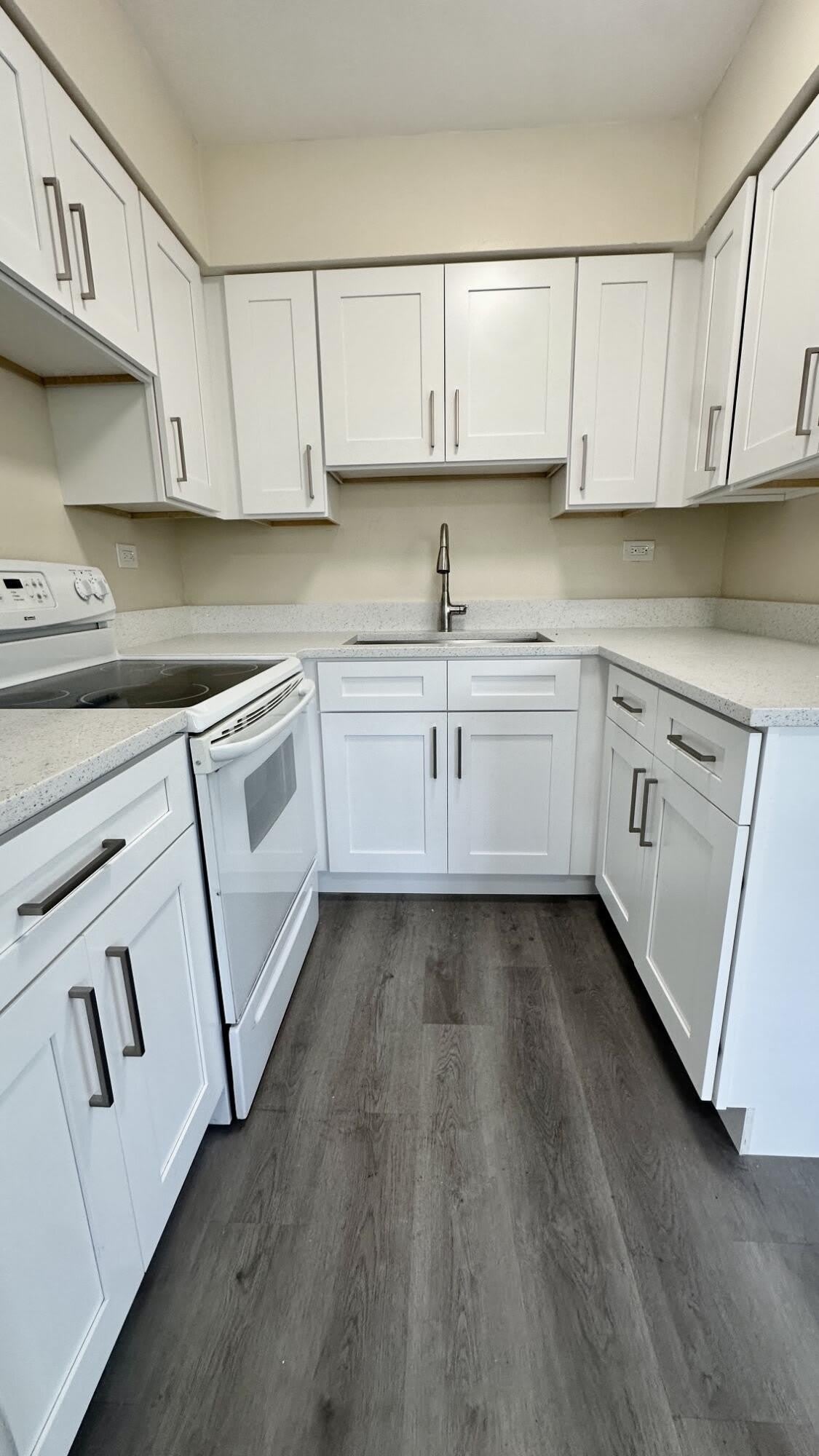 417 SE 12th Court – photo 5