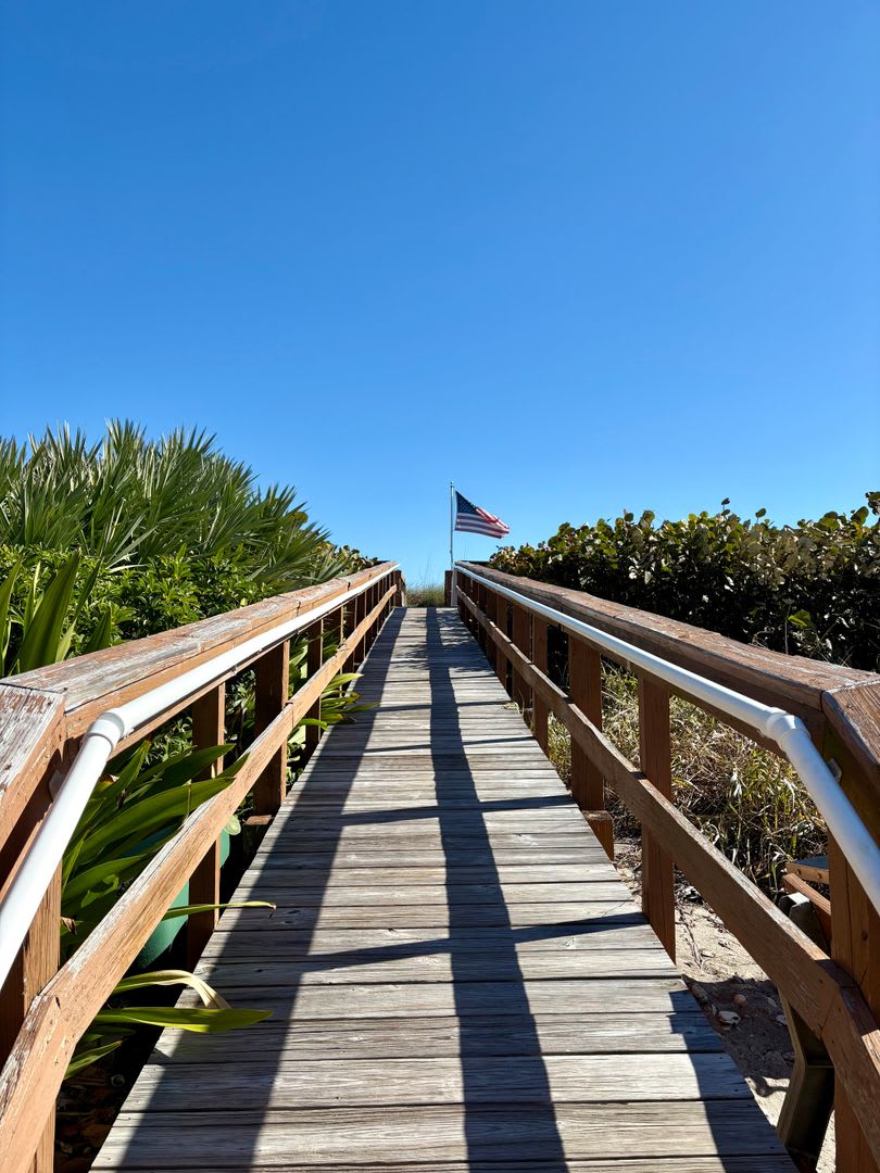Direct Oceanfront 2/2 Condo in Stuart! – photo 3