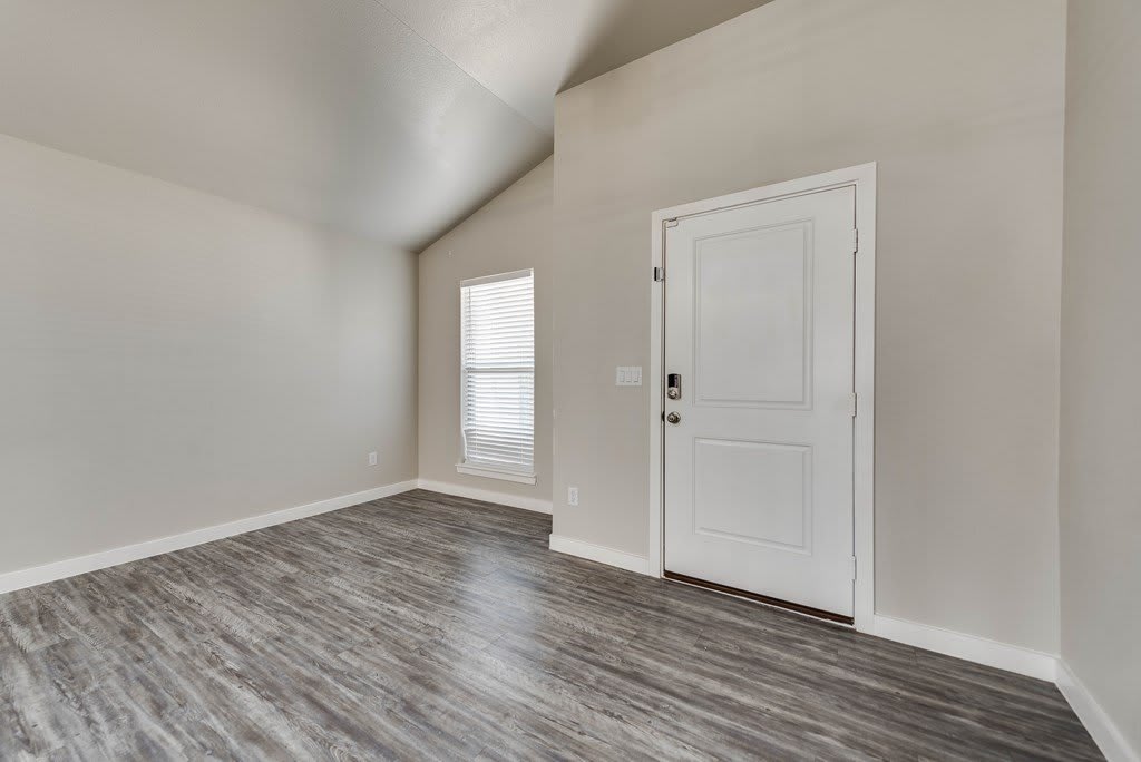 6714 Lonesome Dove Ln – photo 4