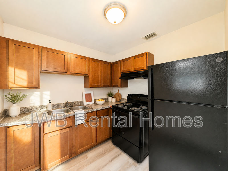 920 Saratoga Blvd – photo 3