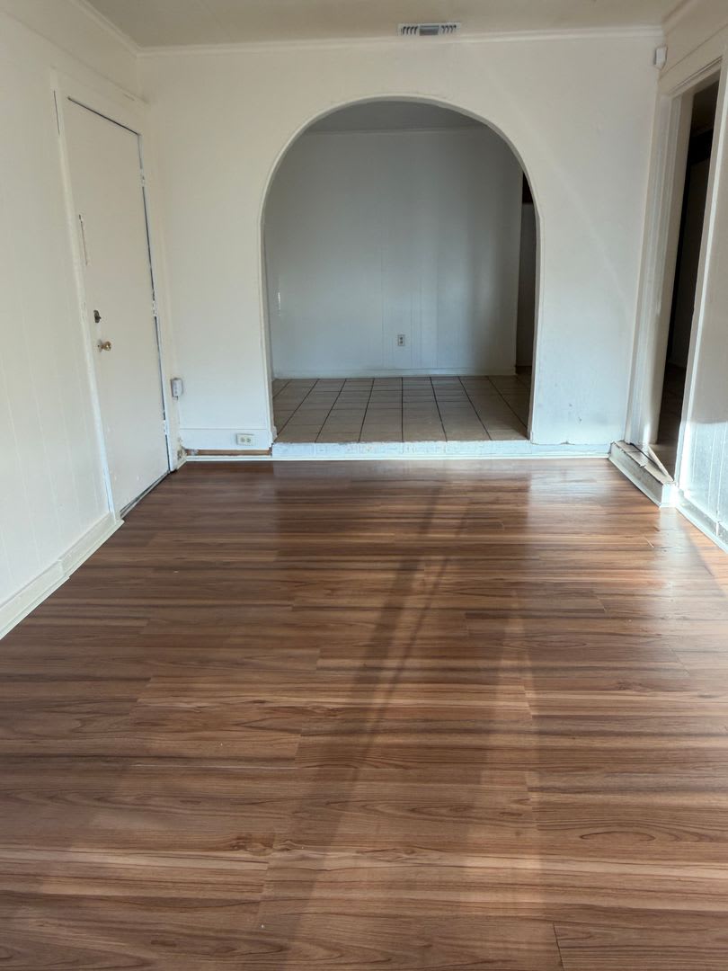 5213 Ellison St – photo 2