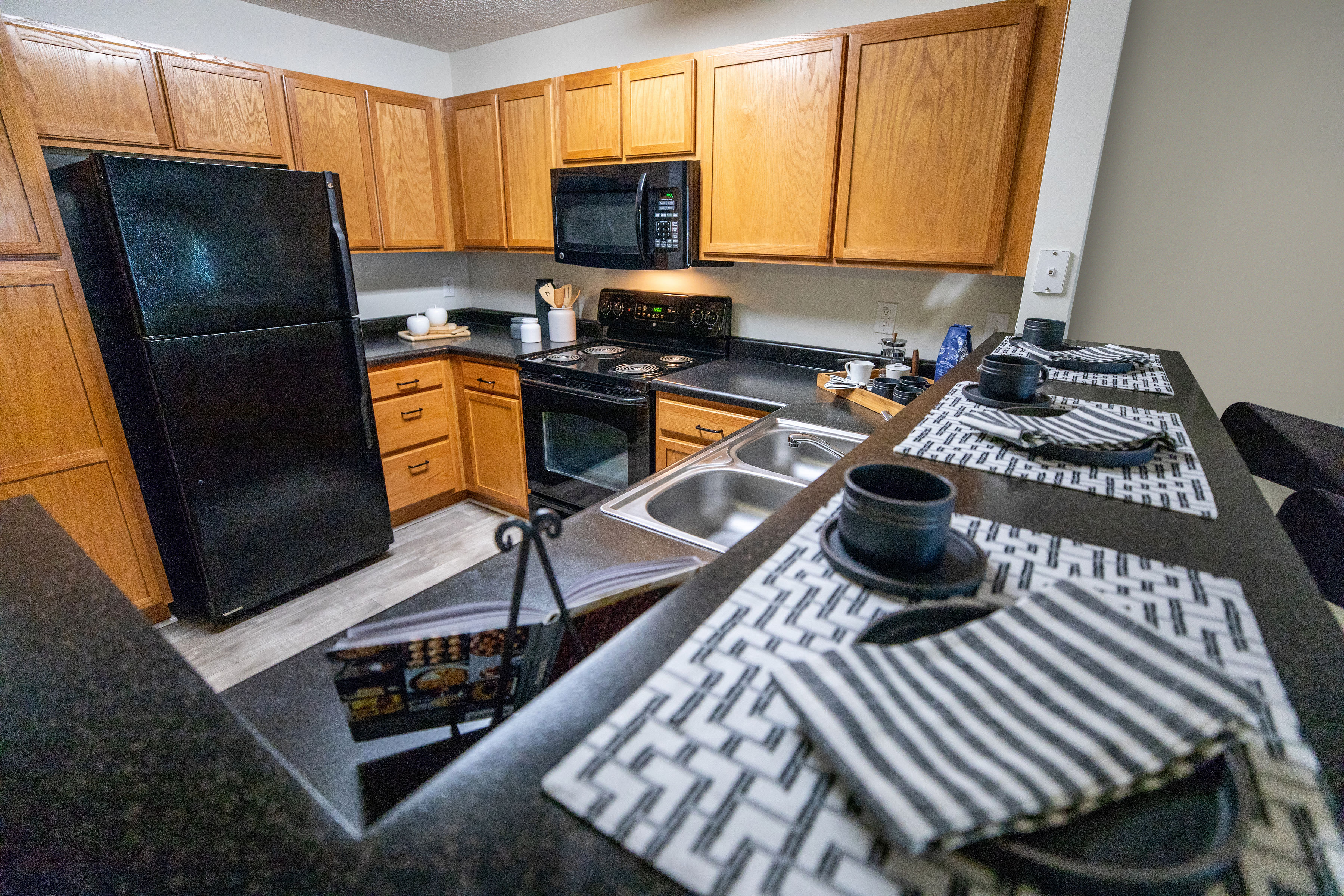 2121 Glendale Drive – photo 4