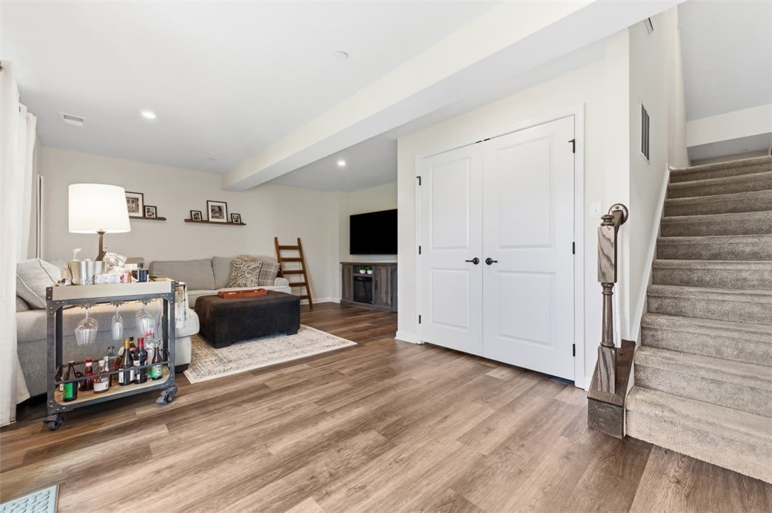 7402 Chestnut Way – photo 3