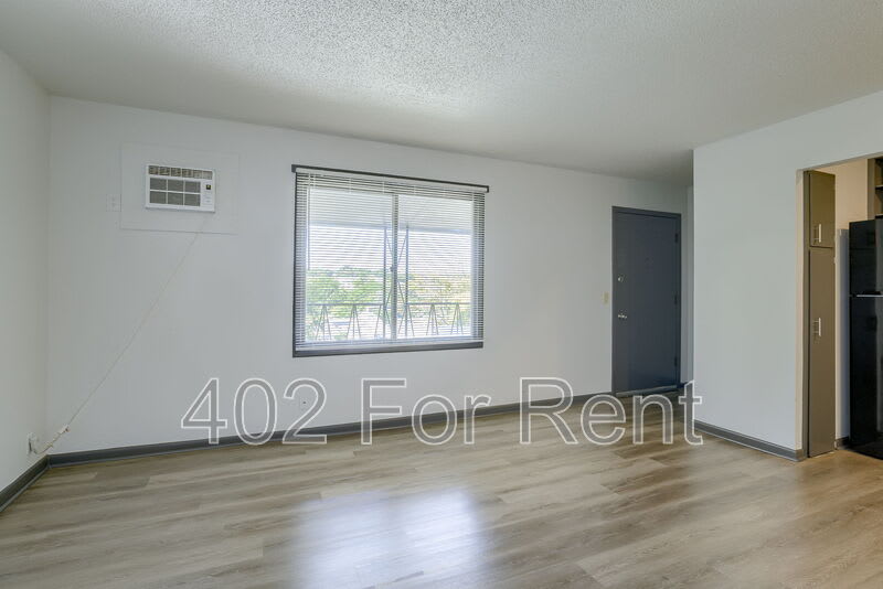 4513 Lafayette Avenue 12 – photo 5