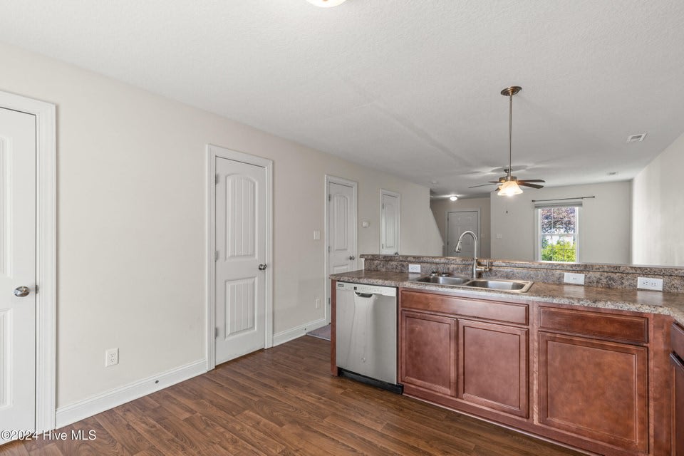 125 West Murrow Lane – photo 5