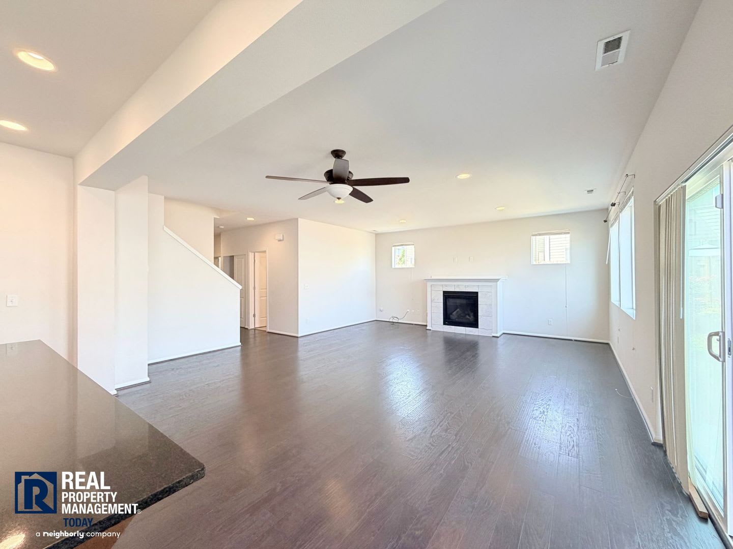 Spacious 5-Bedroom Spanaway Home with Lower-Level Suite & Convenient JBLM Commute! – photo 3