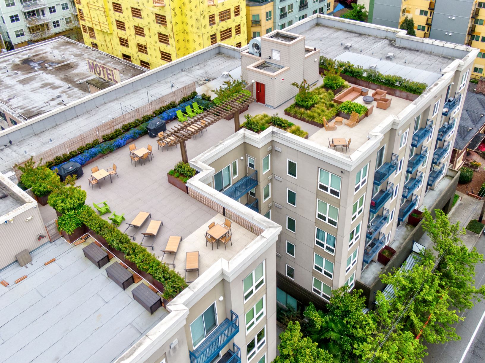 TraVigne on Eleventh Avenue – photo 1