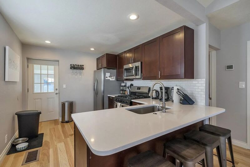 3331 N Lafayette St – photo 5