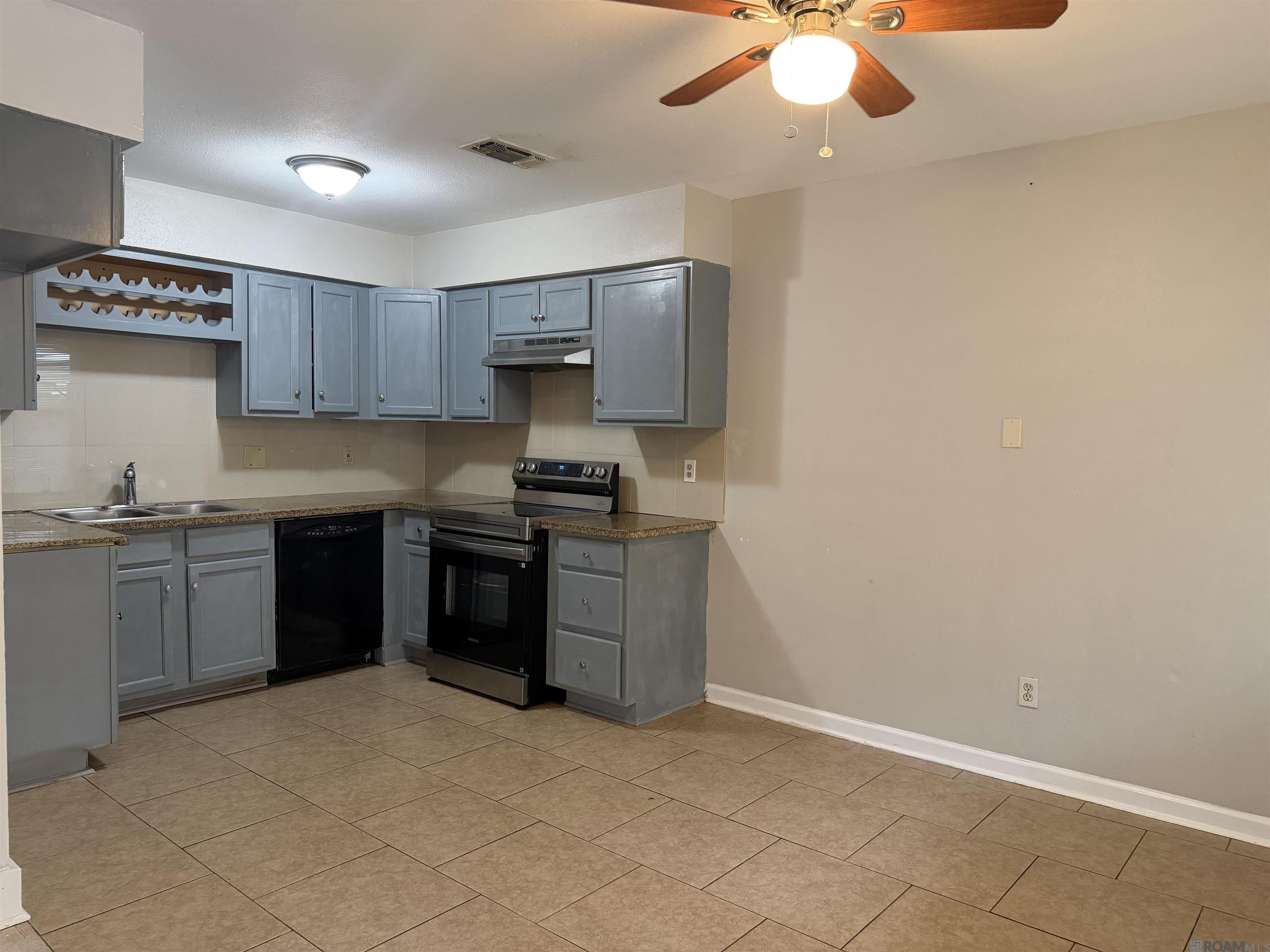 2723 Tifton Street – photo 3