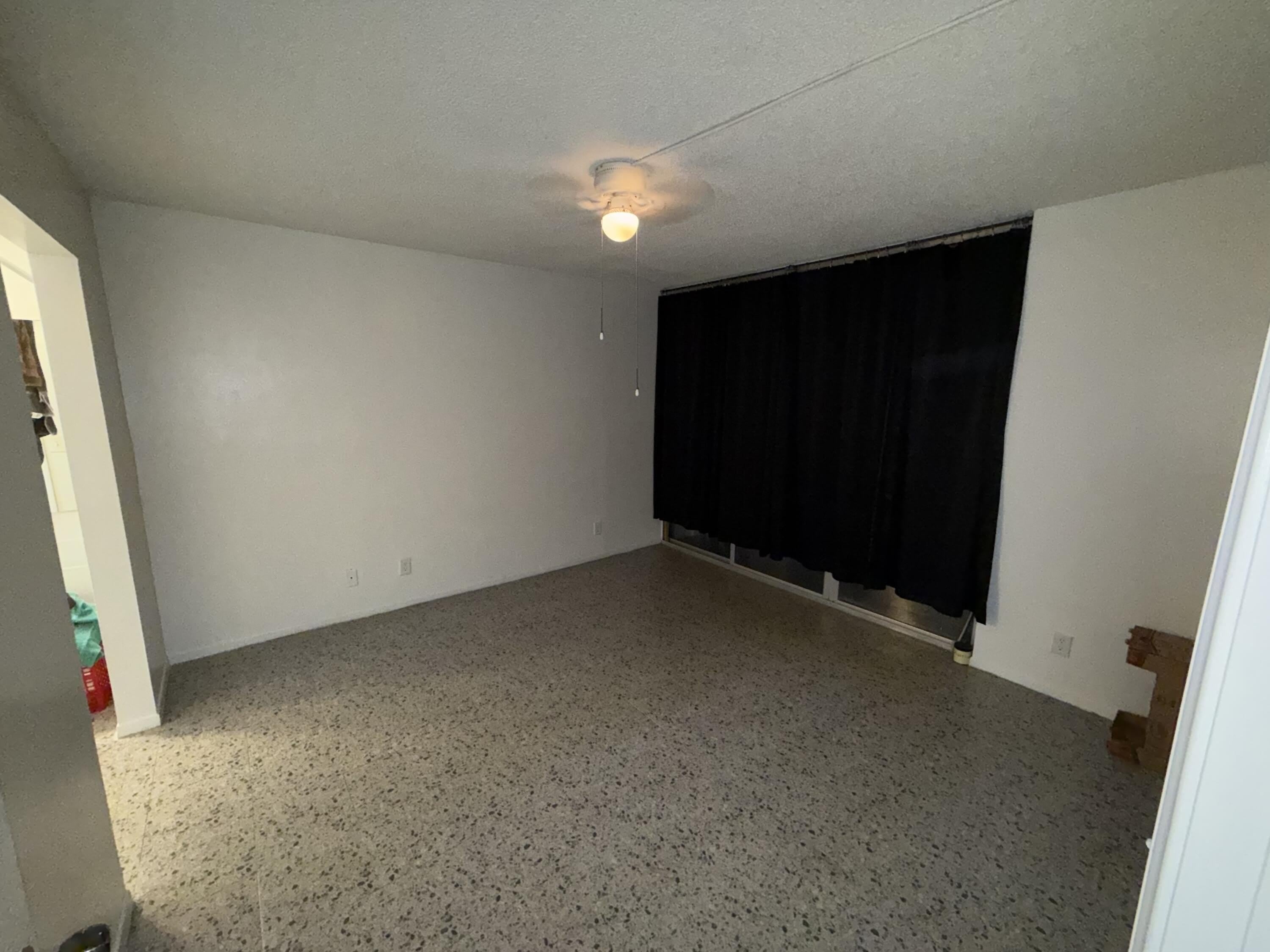 9450 LIVE OAK Place – photo 4