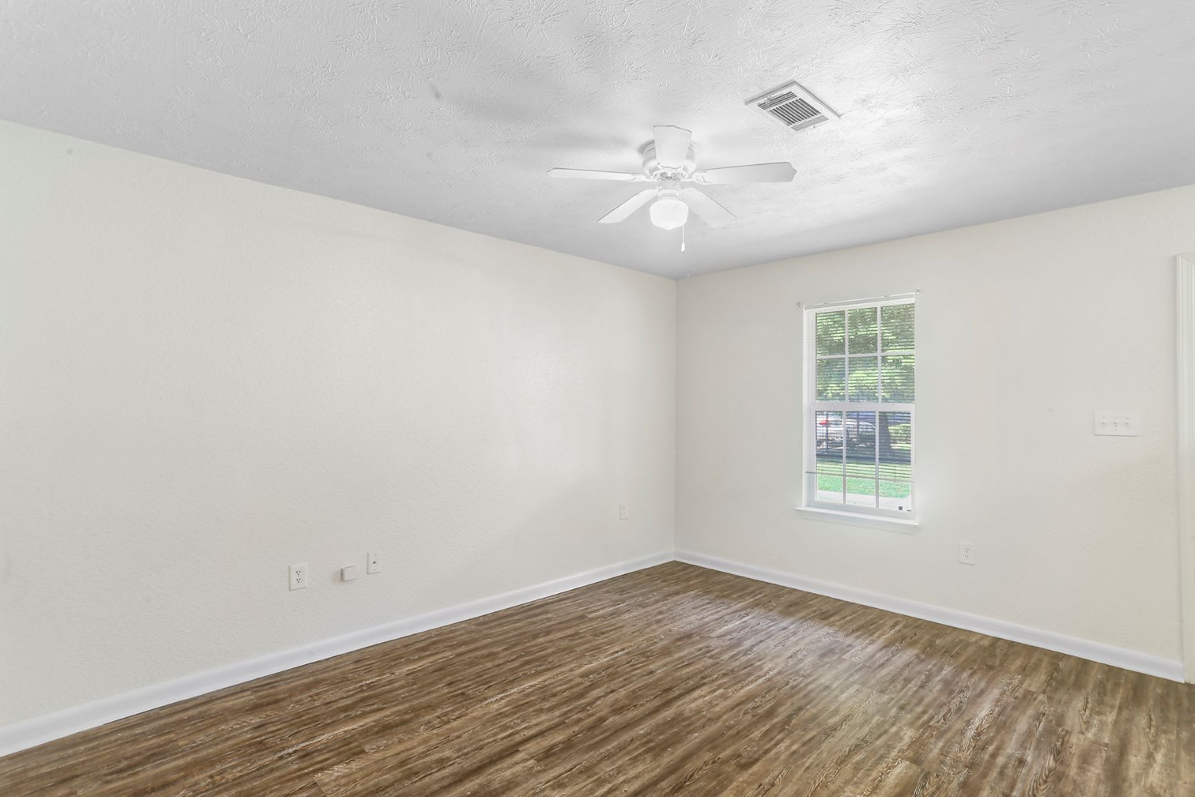 Cypress Meadows Apartments – photo 5
