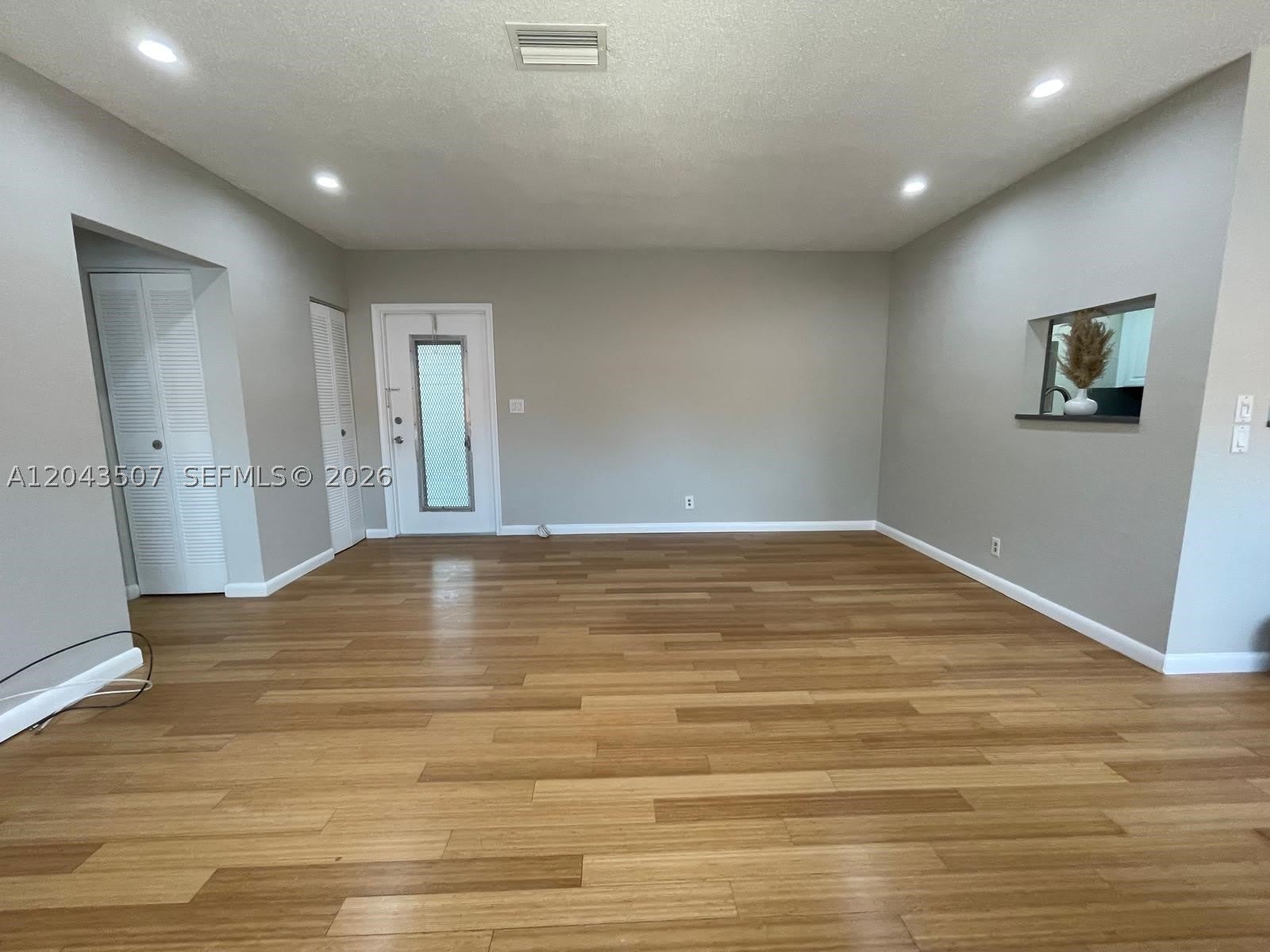 1300 N 17Th Ave – photo 4
