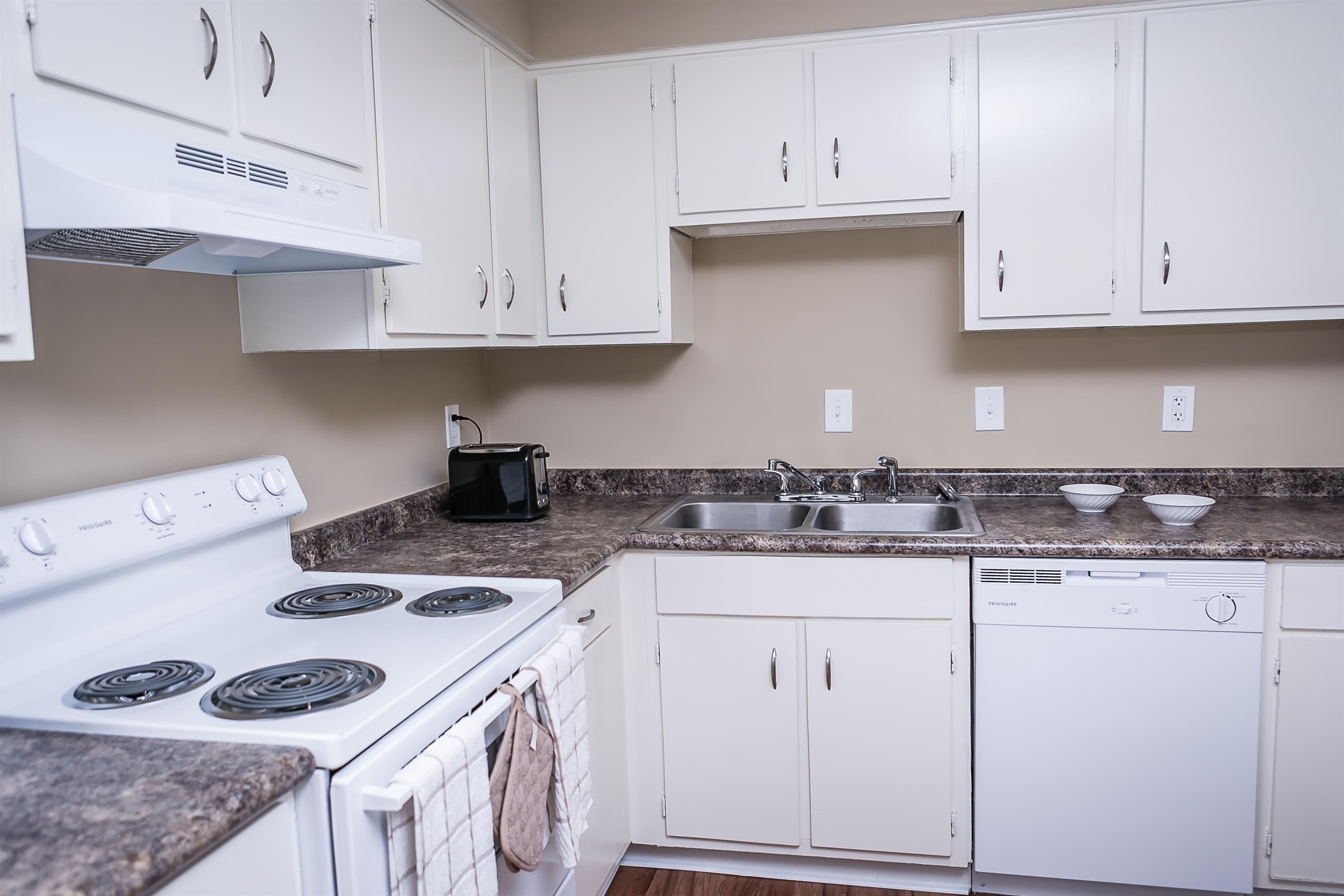 4620 Central AvenueApt P – photo 2
