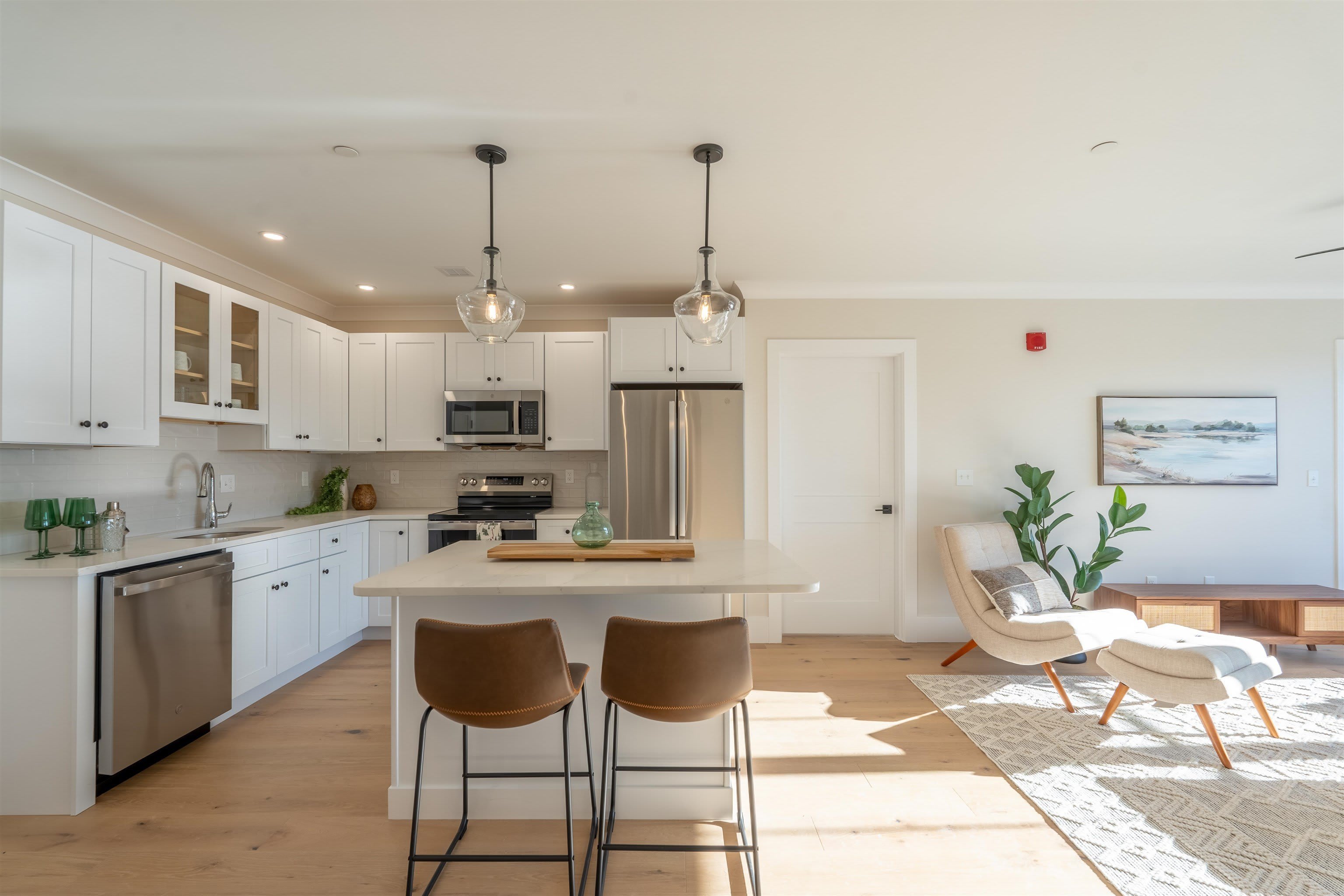 815 Lafayette Road – photo 1