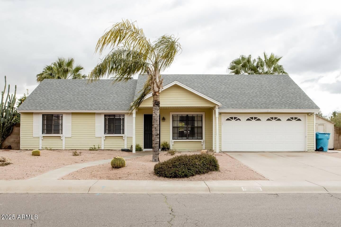 6533 E Grandview Drive – photo 2