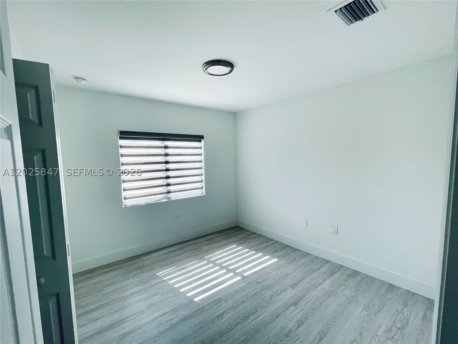 11920 SW 212 St – photo 5