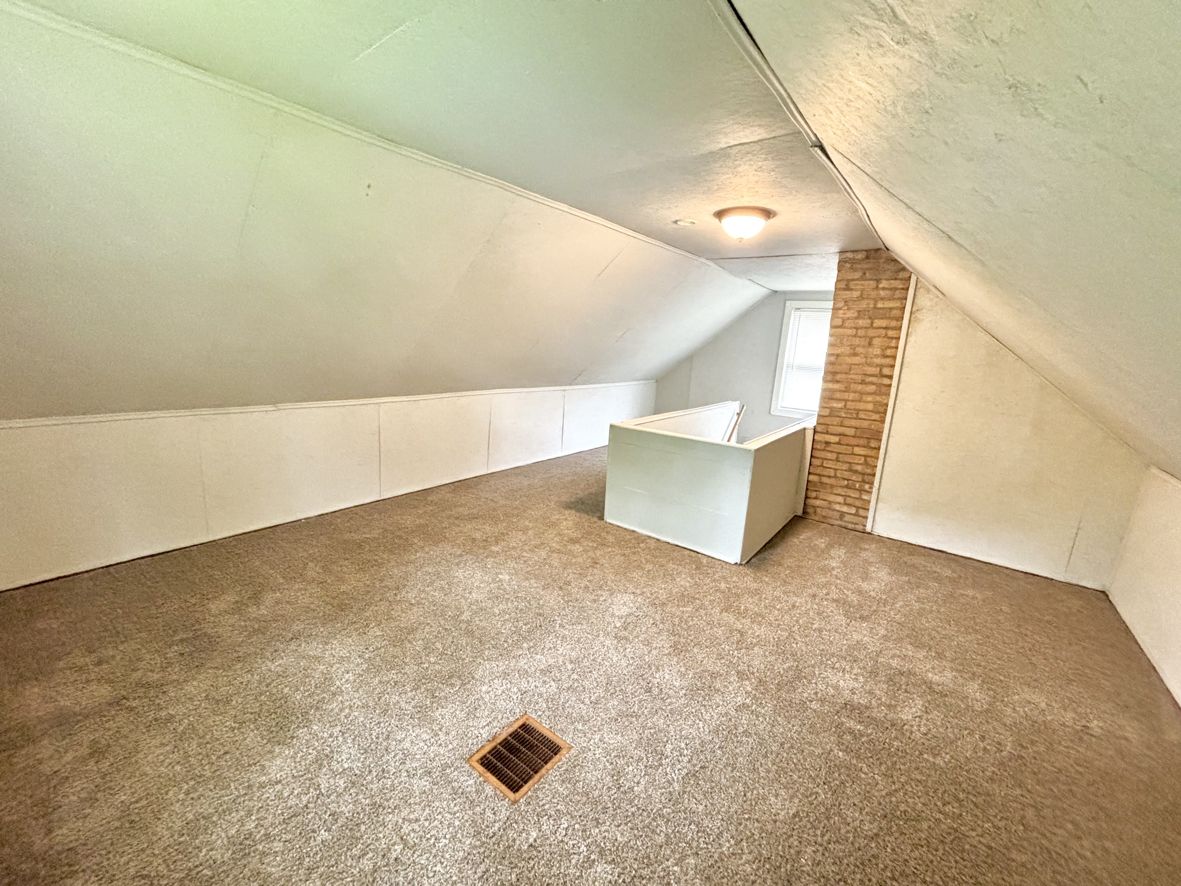1205 Sycamore Street – photo 4